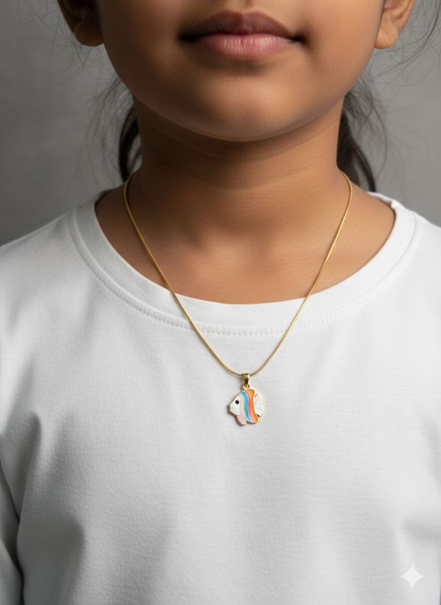 The Little Fin Necklace