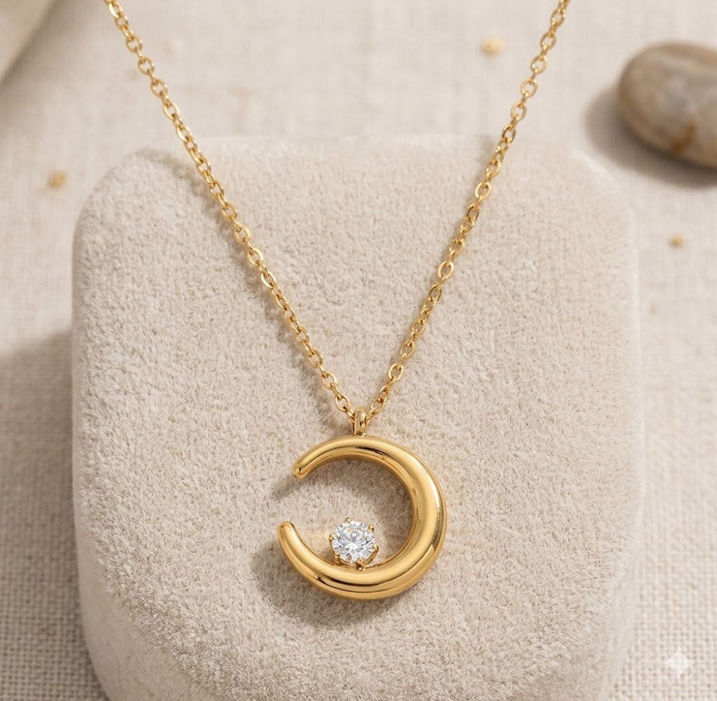 The evening star crescent necklace