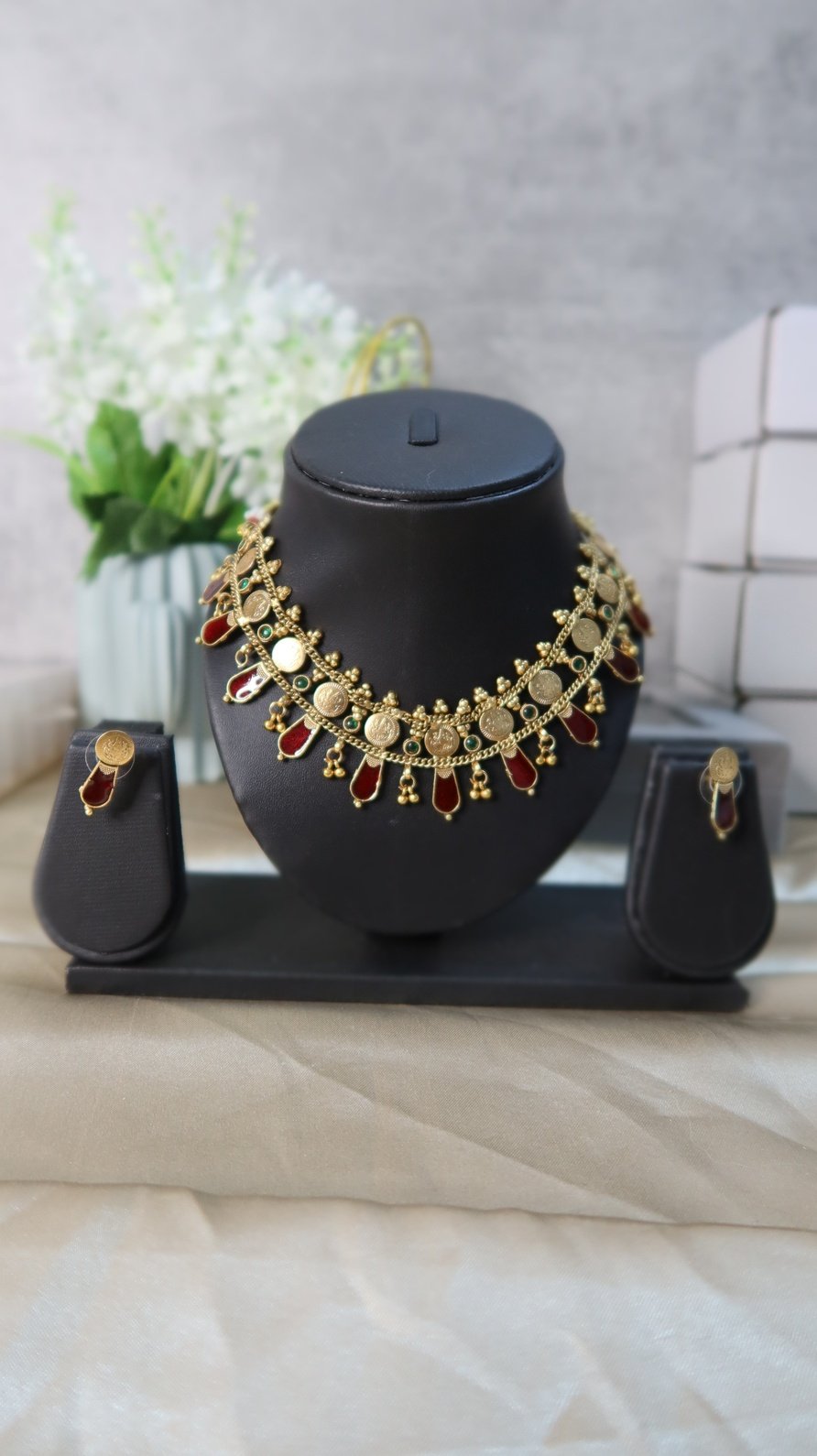 Kanakam choker(maroon) image 4