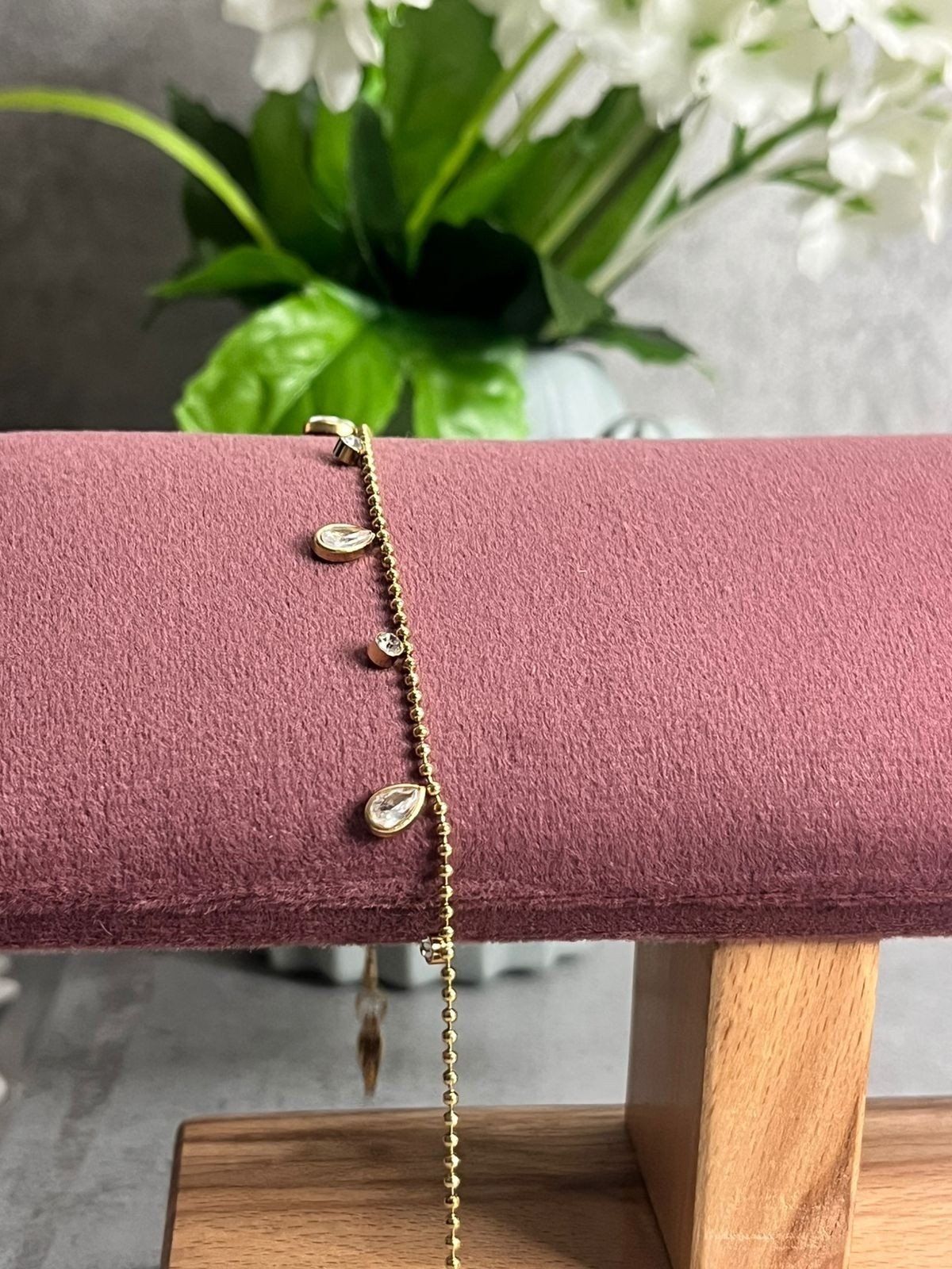 Dewdrop dazzle anklet image 2