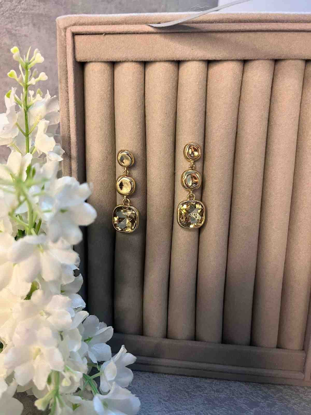 Golden Statement earrings image 3